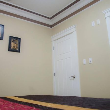 Rocky Ridge Executive Suite Victoria Exterior foto