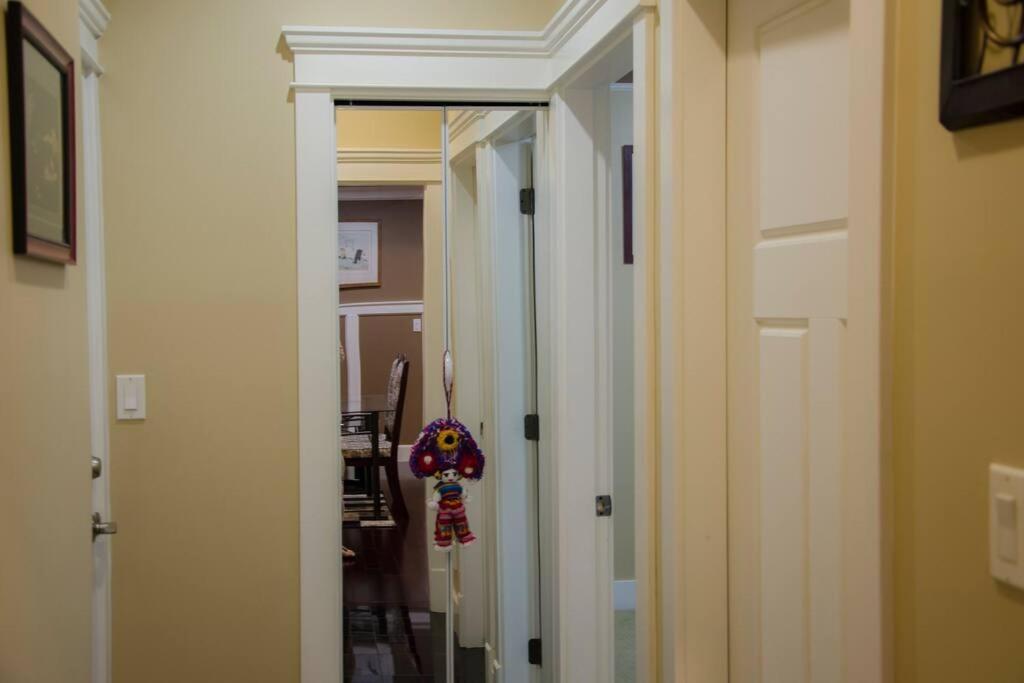 Rocky Ridge Executive Suite Victoria Exterior foto