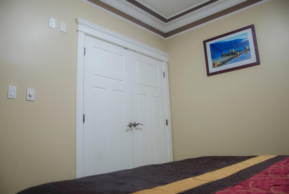 Rocky Ridge Executive Suite Victoria Exterior foto