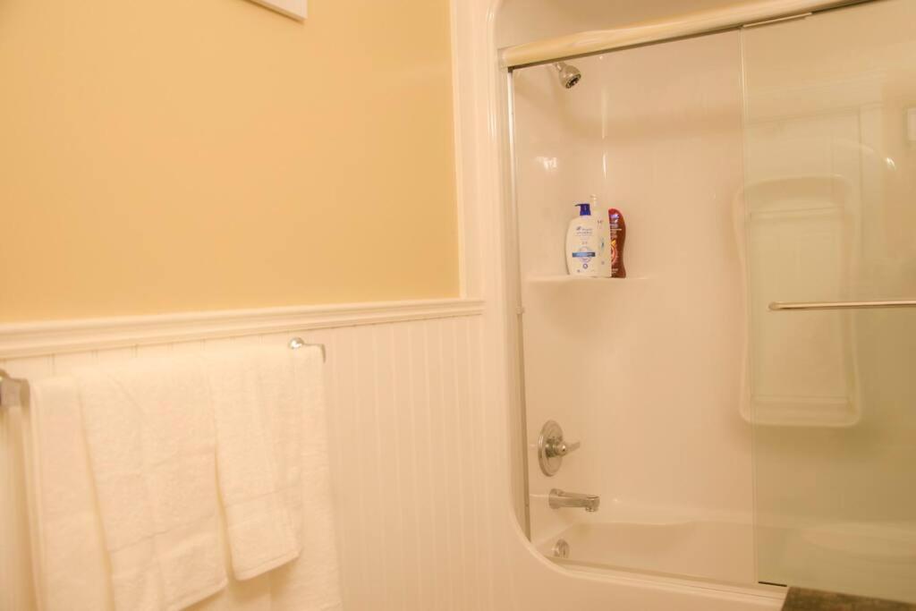 Rocky Ridge Executive Suite Victoria Exterior foto